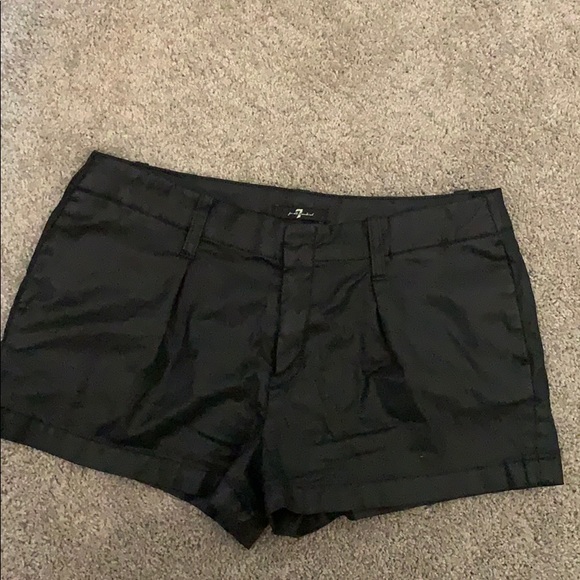 7 for All Mankind Black Leather Shorts - Picture 1 of 4